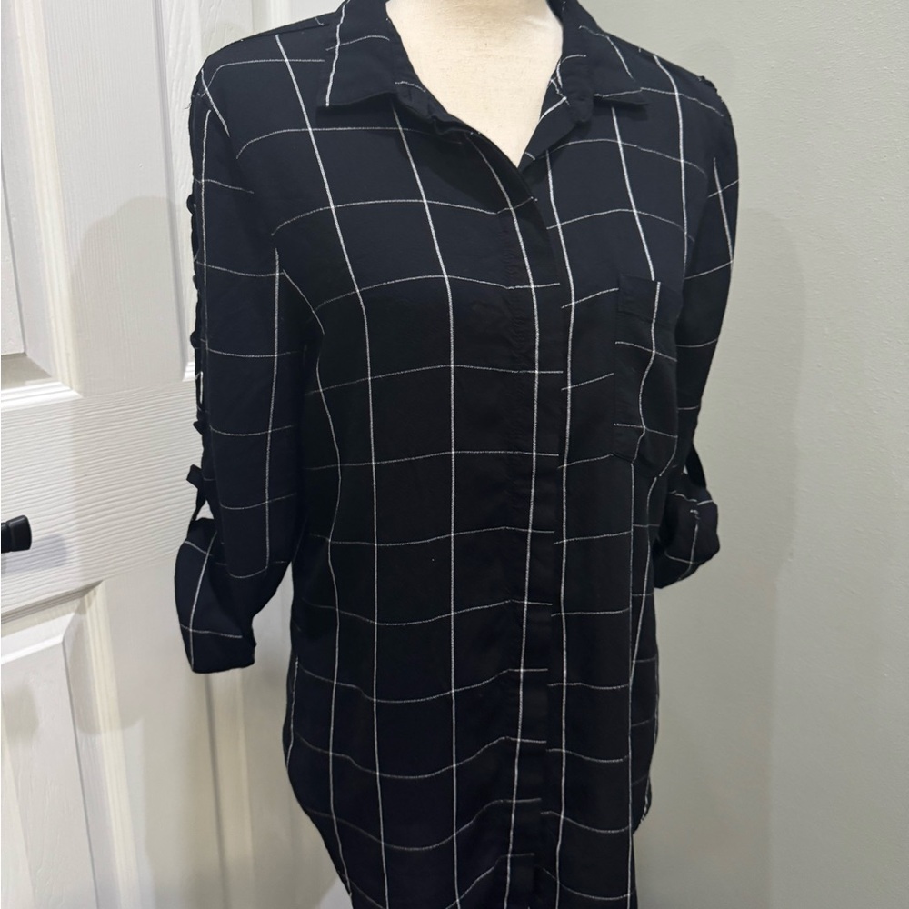 Black and White Plaid Button-Up Shirt